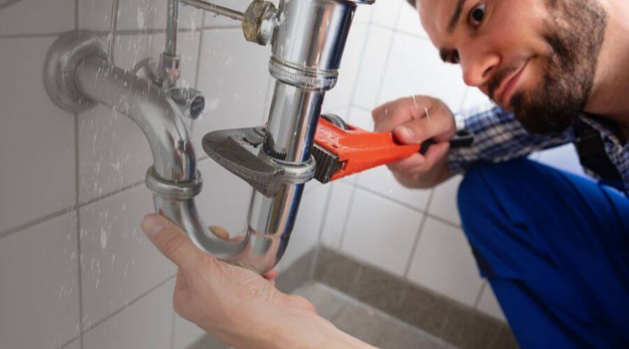 Professional same day plumber services in Deford, MI